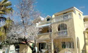 Apartments and Room Josip's oasis